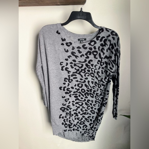 Apt. 9 Sweaters - Apt. 9 sweater
